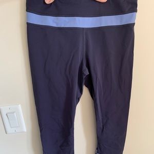 Lululemon size 6 running leggings